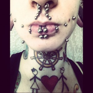 piercing tetoválás